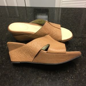 OTBT Leather Wedges